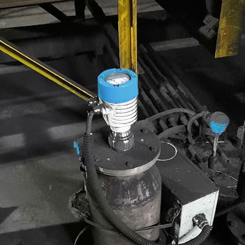 雷達(dá)物位計(jì)煤倉(cāng)長(zhǎng)立管中的液位測(cè)量